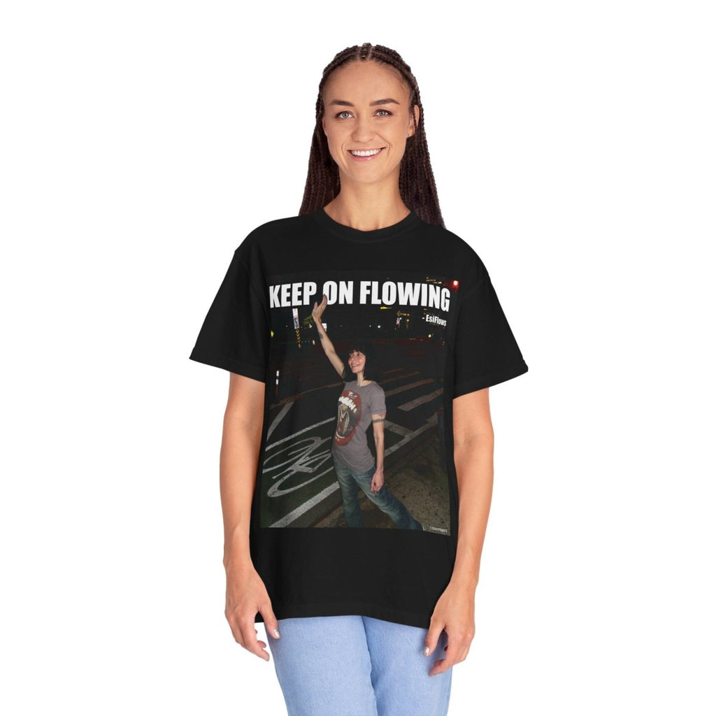 "Keep On Flowing" | ***[Graphic Tee]*** | EsiFlows | Surreal High Fashion Model New York City Vibes T-Shirt - EsiFlows